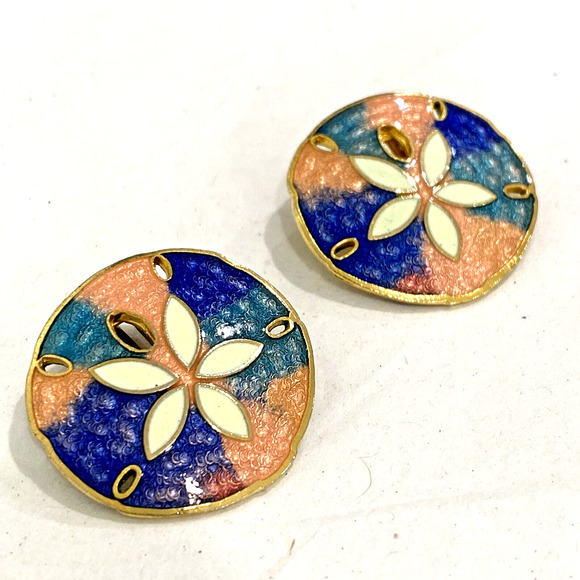 Vintage clip on earrings goldtone rounds pink & blue enamel beachy sand dollars - Picture 1 of 6